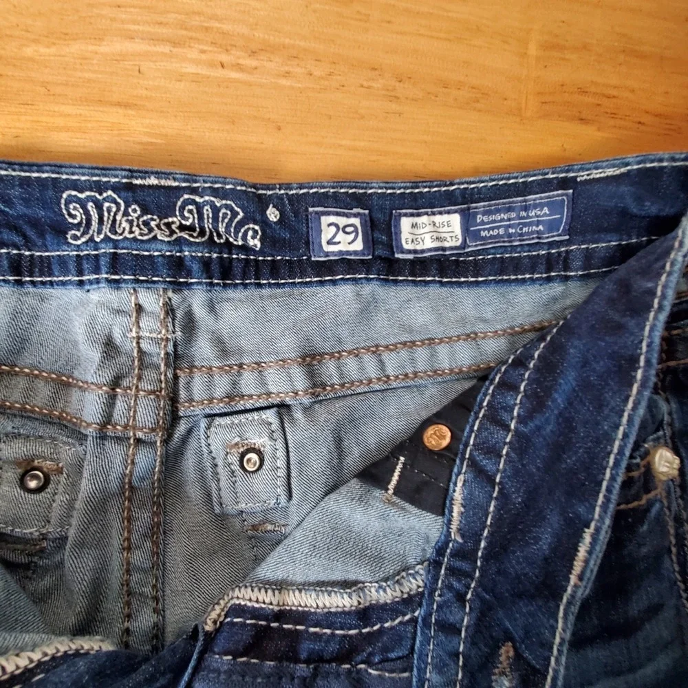 Miss Me Mid Rise Easy Shorts Denim Jean 29 Embellished Western Sequined Stretch